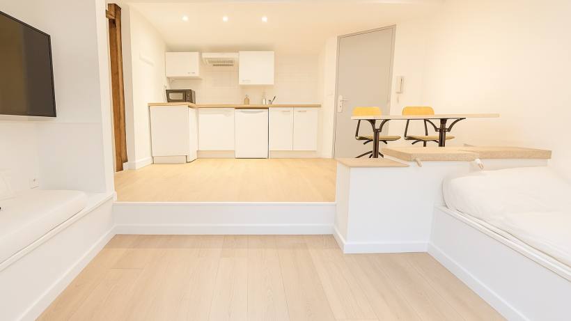 APPARTEMENT CENTRE location 3eme etage