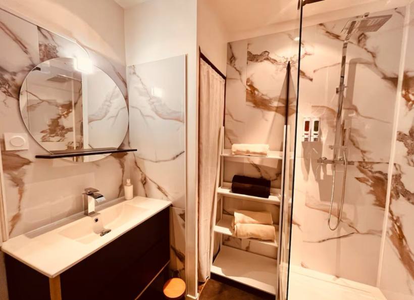 APPARTEMENT CENTRE