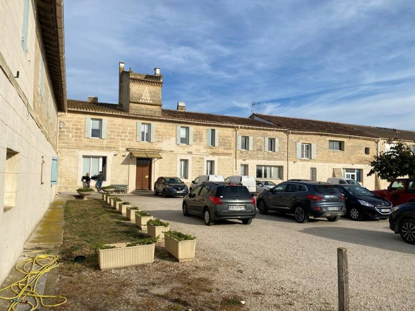 Ensemble Immobilier à 10 minutes d’Arles