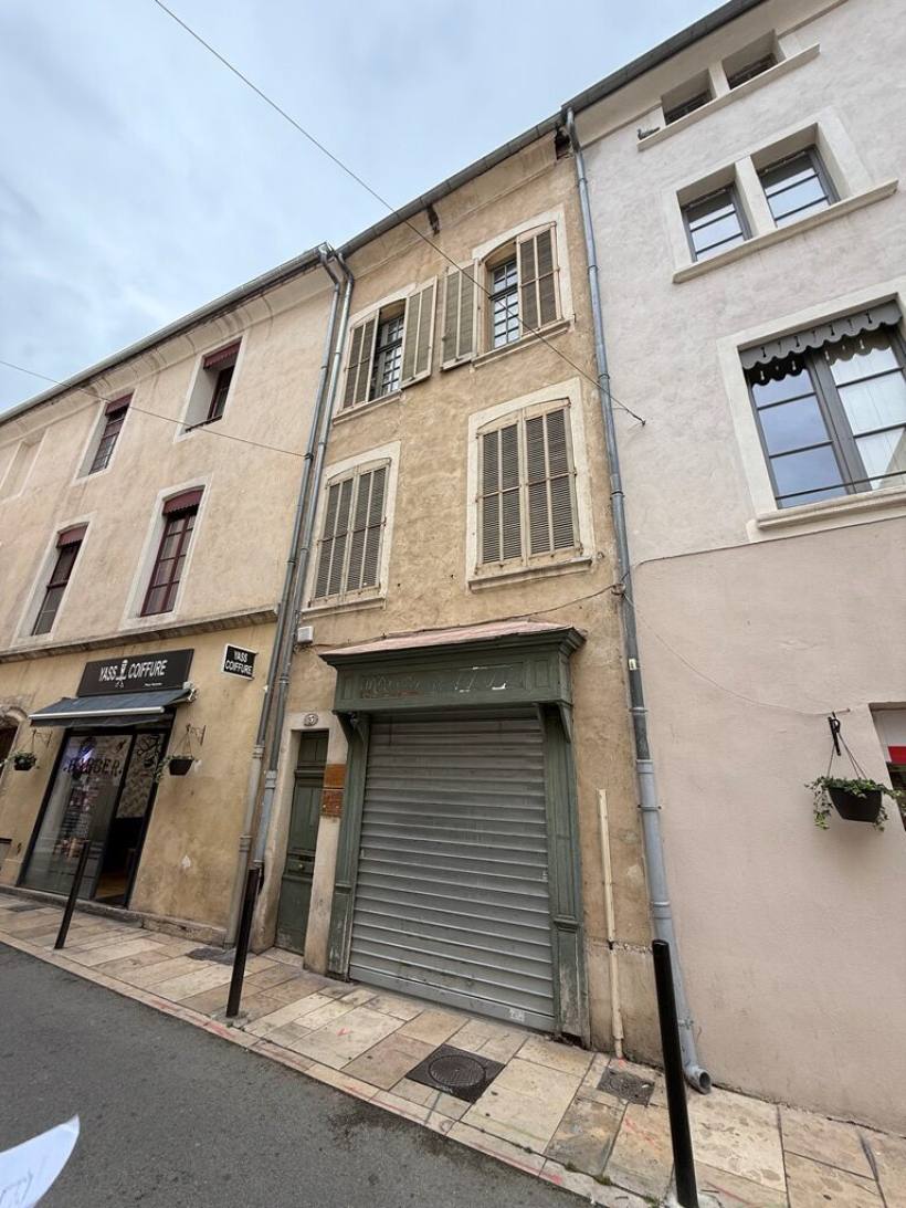 VENTE Immeuble plein propriété Ecusson
